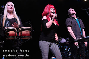 B52s-2013-show.jpg