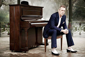 Hugh-Laurie.jpg