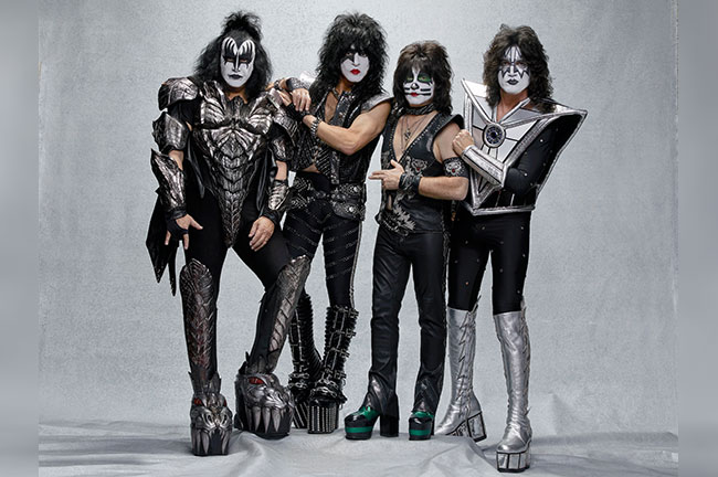 Kiss-2019.jpg