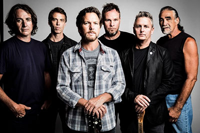 Pearl-Jam-2015.jpg