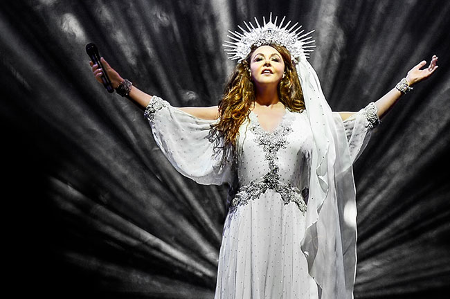 Sarah-Brightman-2018.jpg