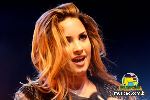 demi-lovato2012.jpg