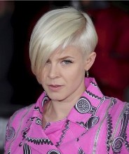 robyn.jpg